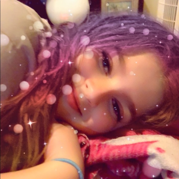 Meet your Posher, Jennifer - Picture 9 of 10